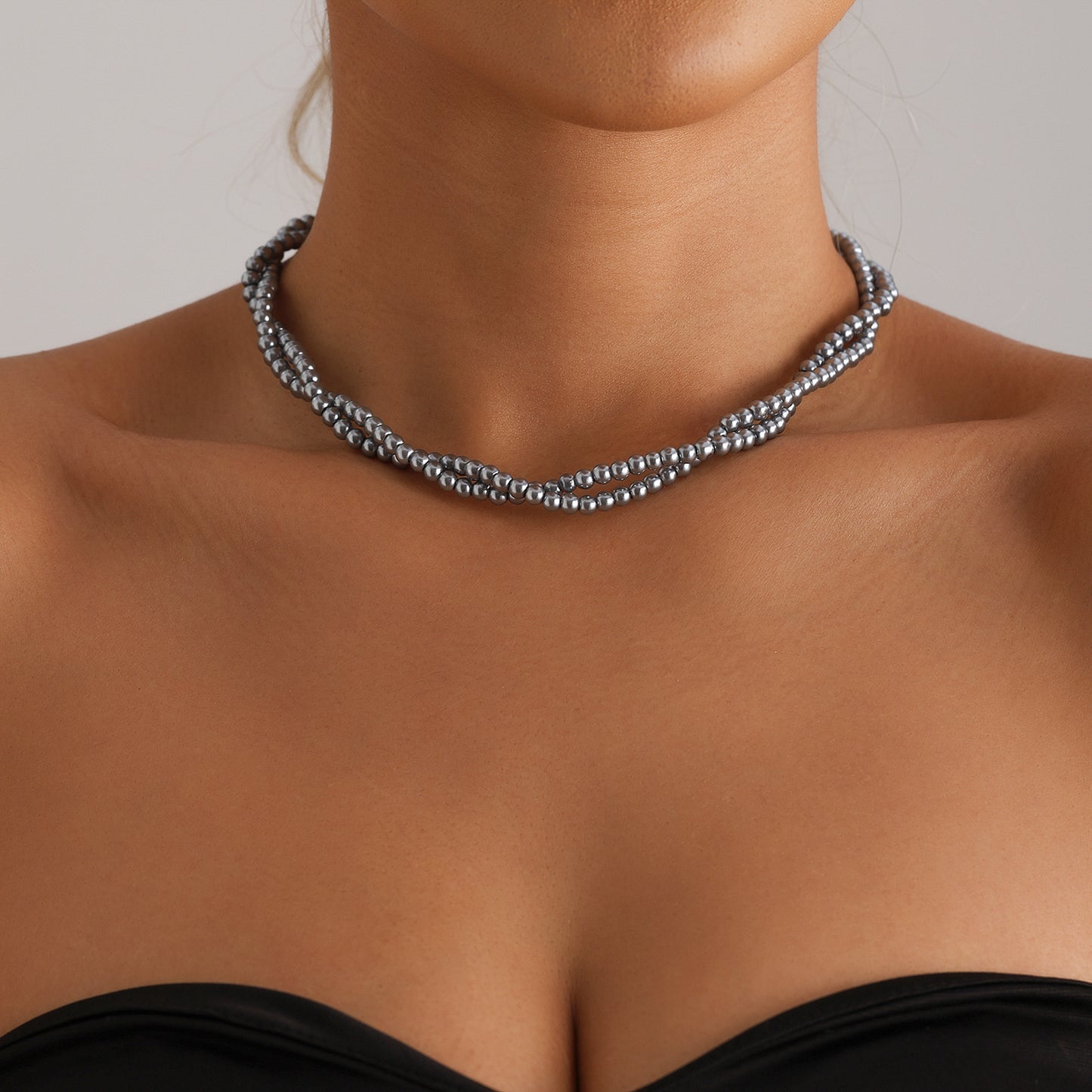 Minimalist Geometric U-Shaped Alloy Choker Necklace with Plated Finish for Women
