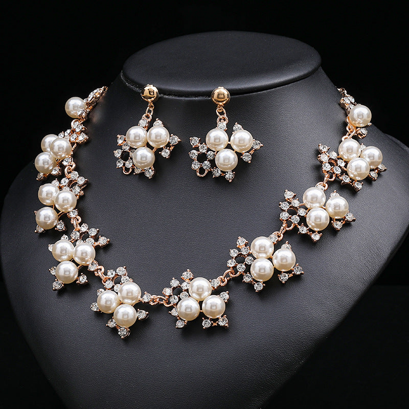 Elegante Juego de Collar Minimalista de Perlas para Mujer con Colgante de Aleación, Cadena O Bañada en Oro, Diseño Floral y de Espiga
