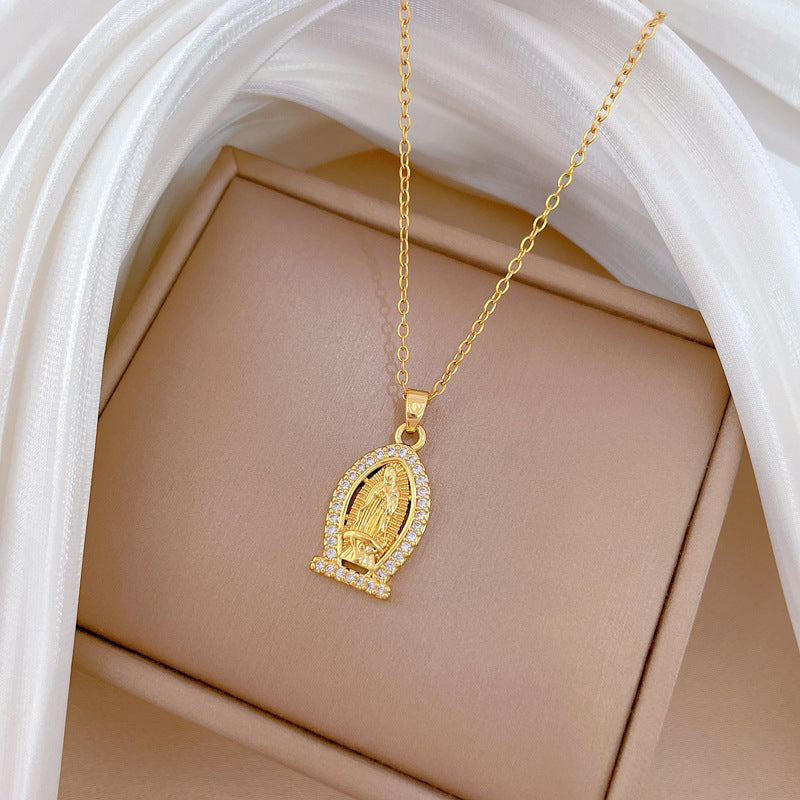 Collana a catena con ciondolo a uovo in acciaio al titanio di lusso geometrico e intarsio di strass per uomo e donna – Stile dolce
