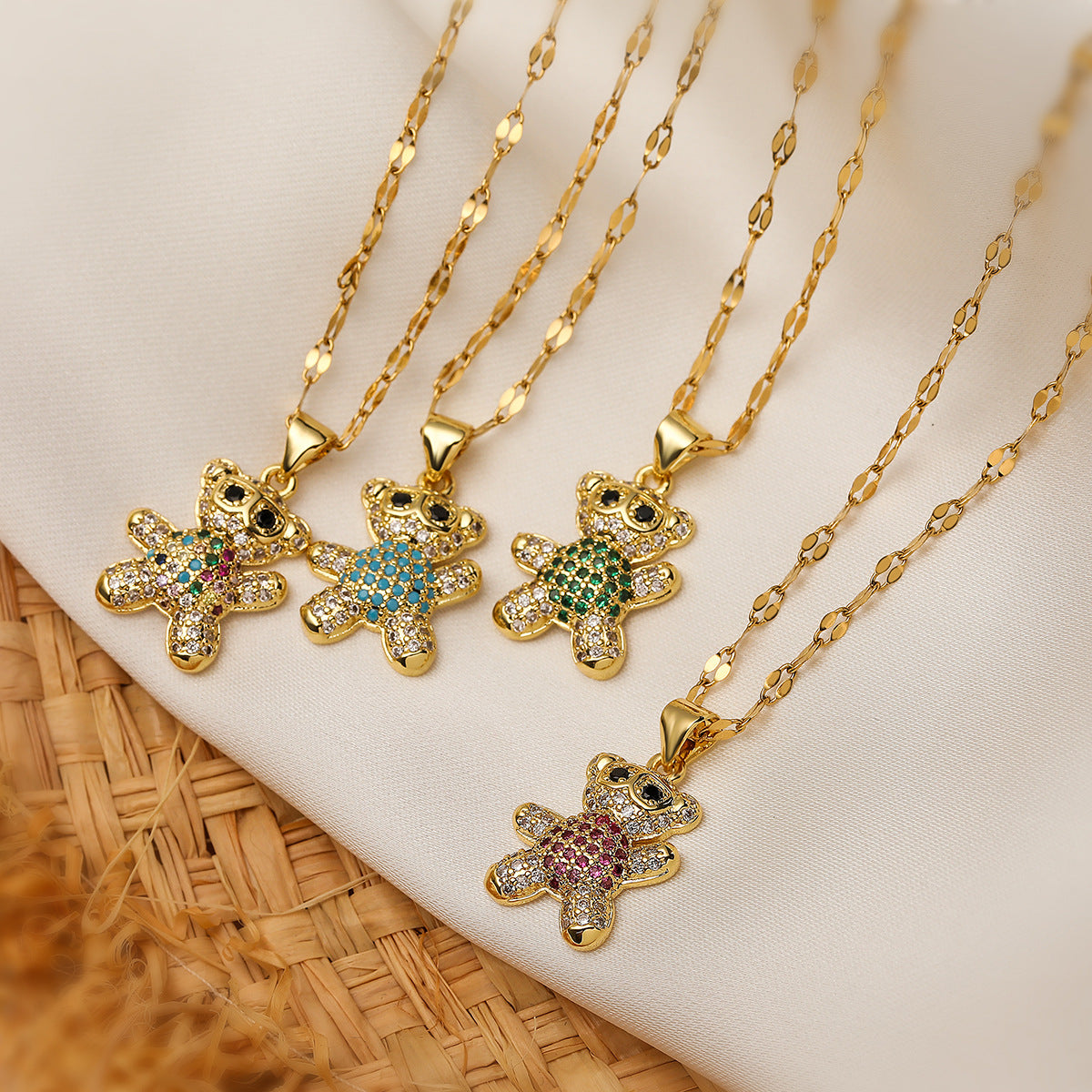 Cute Bear Pendant Necklace for Women in Copper with Real Gold Plating and Zircon Inlay, Minimalist Style Locket Chain