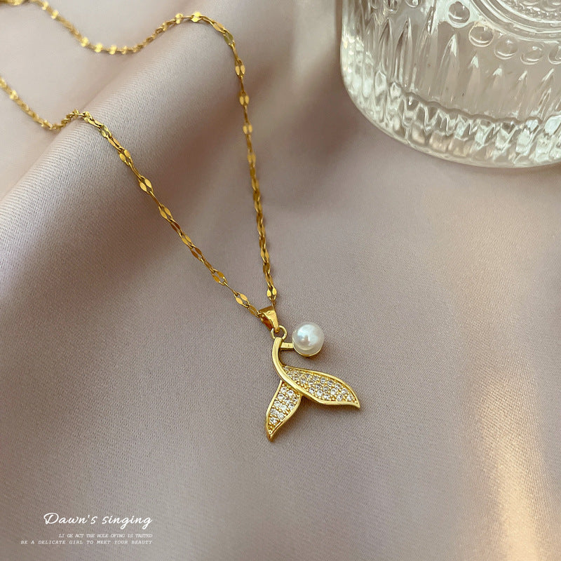 Geometric Pearl Pendant Necklace for Women in Titanium Steel with Micro-Pavé Rhinestones, Delicate Clavicle Chain