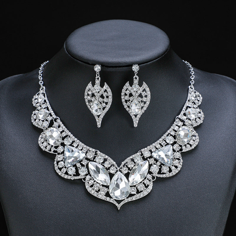 Vintage Geometric Alloy Pendant Necklace and Earrings Set with Plated Finish for Women