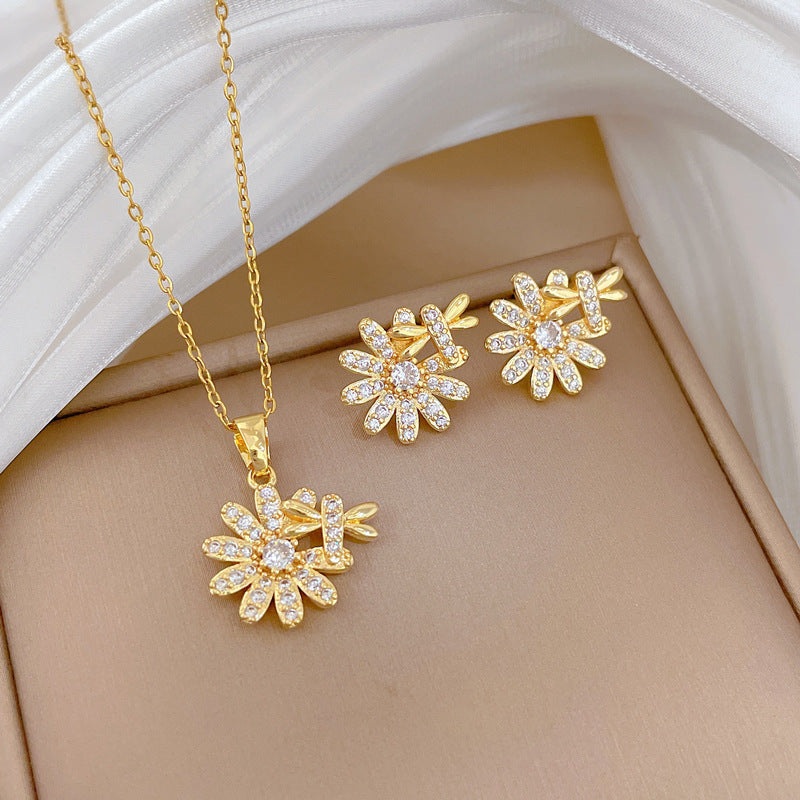 Sweet Minimalist Rhinestone Floral Butterfly Titanium Steel Necklace Set for Unisex