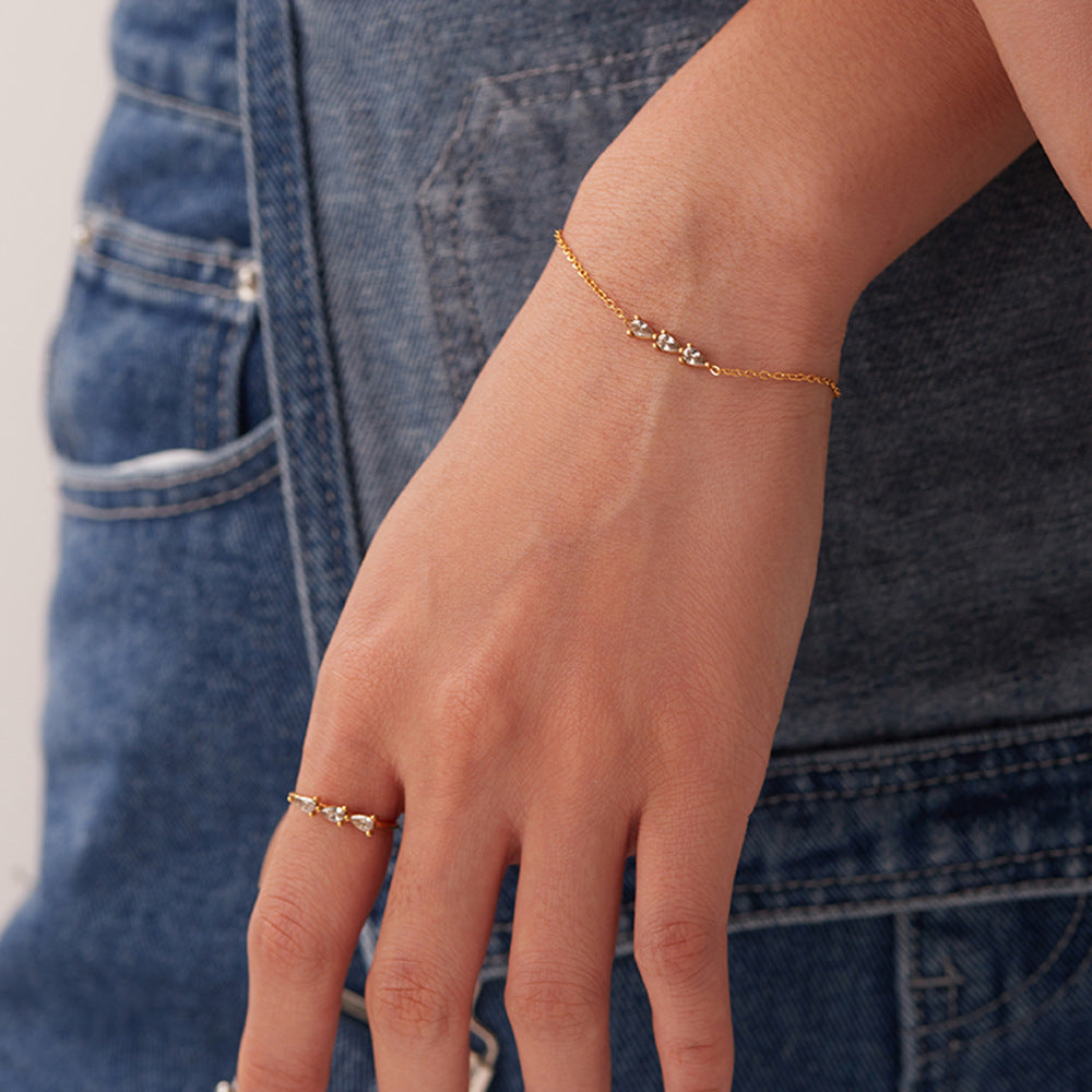 INS Style Geometric Stainless Steel Fine Chain Bracelet with 18K Gold Plated Drop Pendant and Cubic Zirconia Inlay for Women