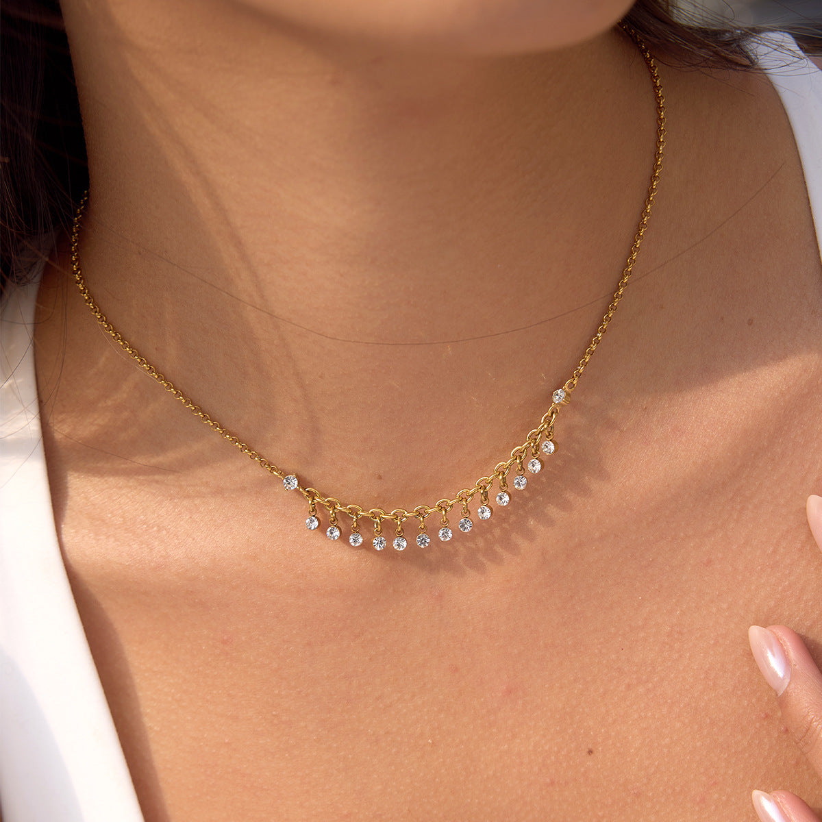 Minimalist 18K Gold Plated Geometric Stainless Steel Rhinestone Necklace for Women