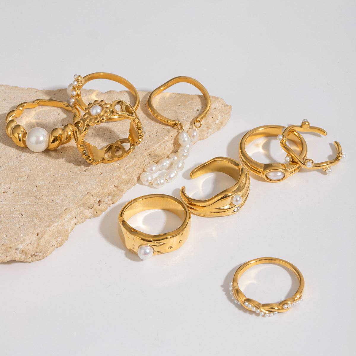 Anillo de acero inoxidable chapado con perla redonda geométrica para mujer