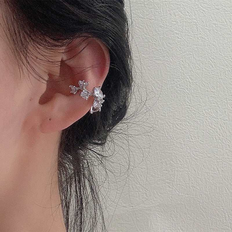 Orecchini da donna in rame con zirconi, dal design geometrico minimalista di lusso a ferro di cavallo