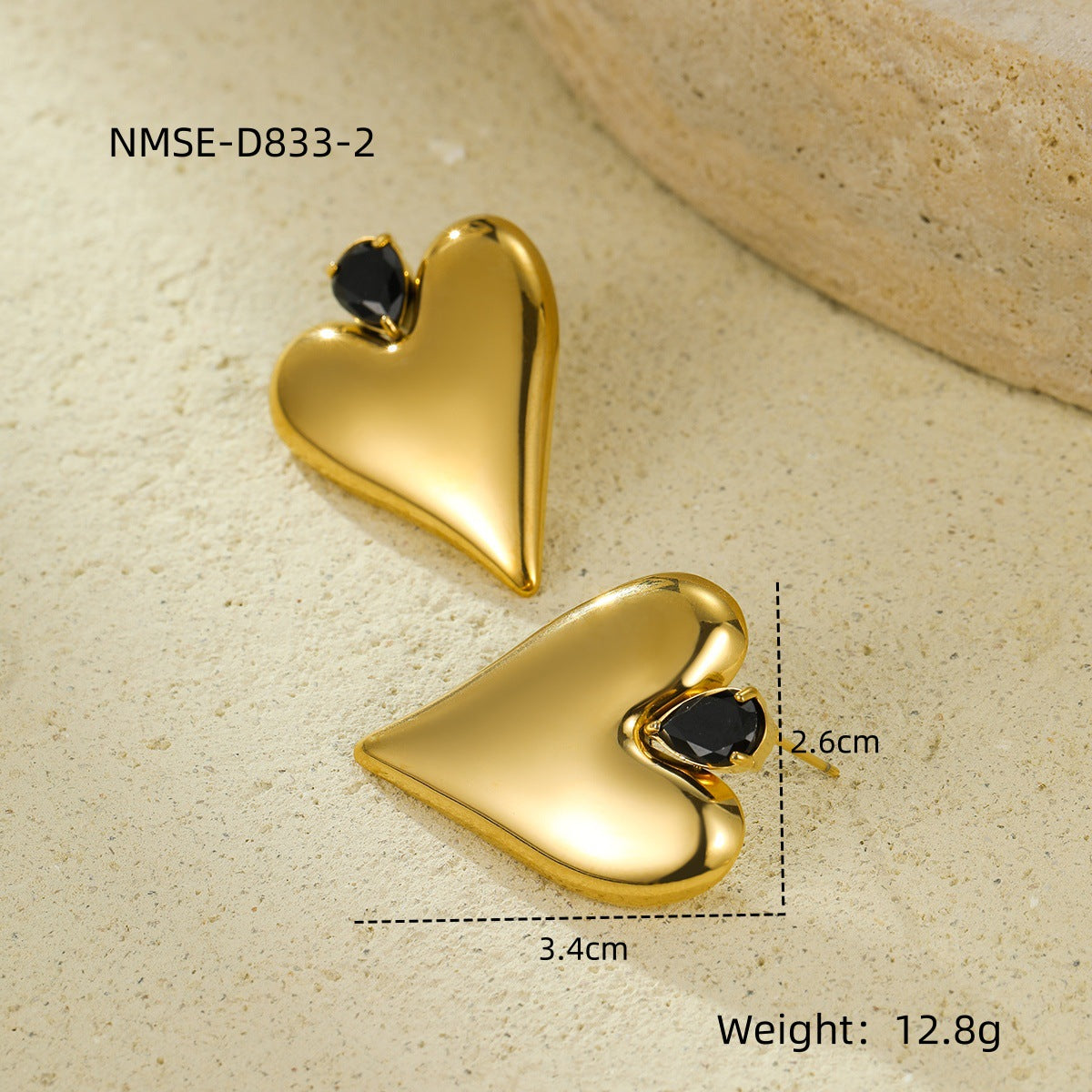 Orecchini a perno minimalisti a forma di cuore in acciaio al titanio con intarsio di zirconi per donna
