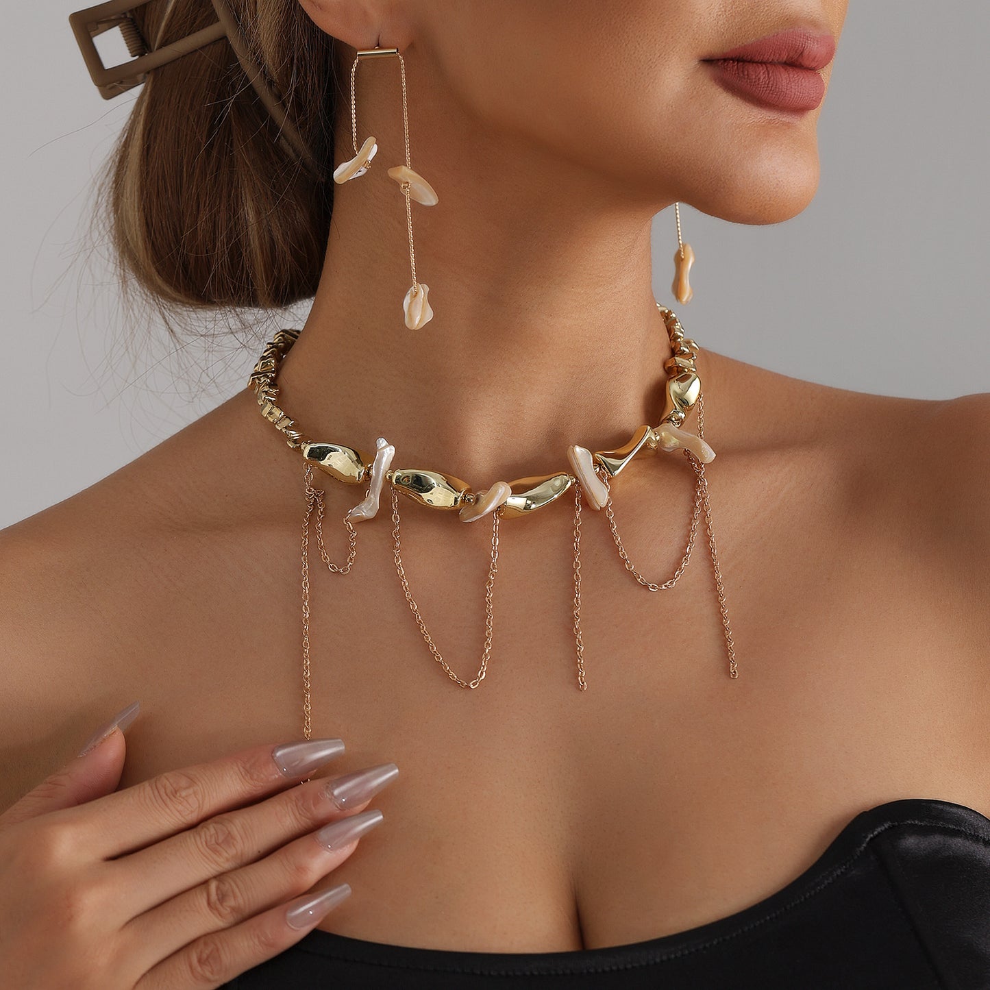 Fashion Geometric Alloy Plated Beaded Tassel Necklace with Shell Accents for Women