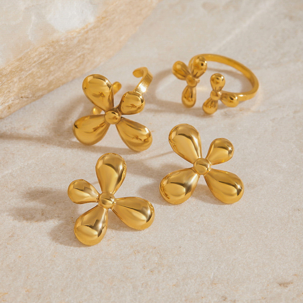 Elegant Floral Plant Stainless Steel and Titanium Steel Plated Jewelry Set for Women