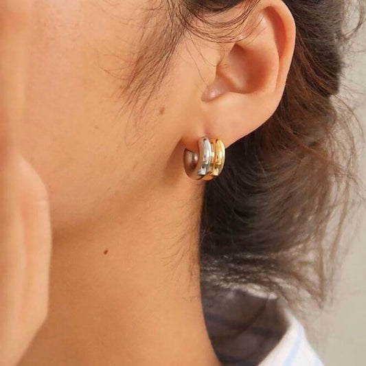 Orecchini a cerchio geometrici minimalisti a forma di C in acciaio inossidabile placcati oro e argento da donna