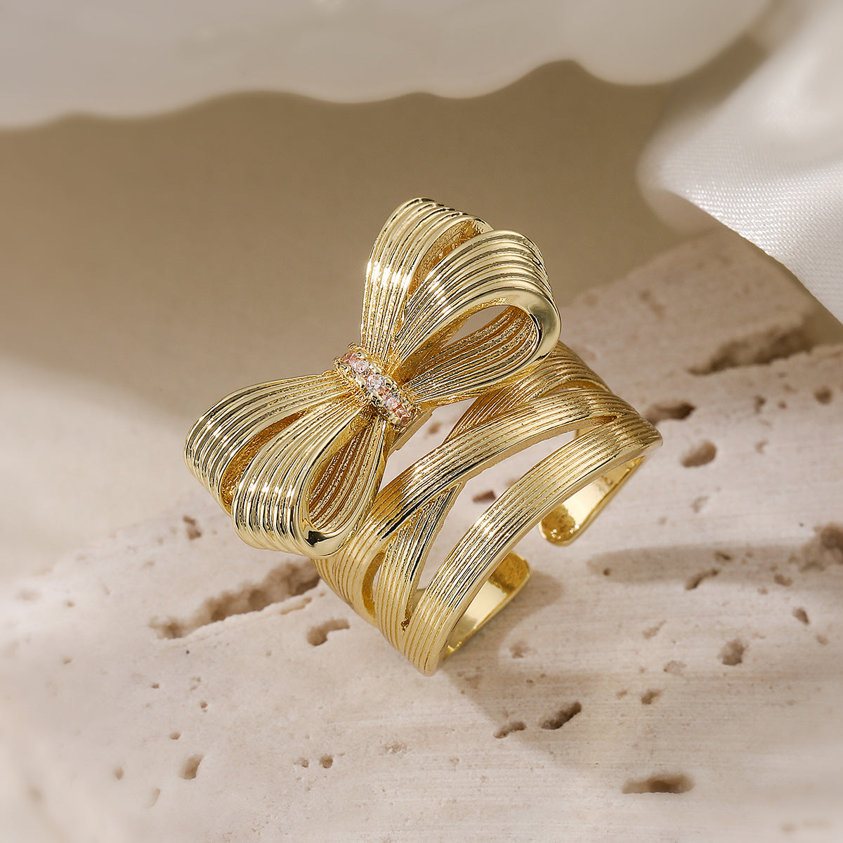 Fashionable Bowknot-Shaped Ring for Women with Brushed Copper Base and 18K Gold Plating, Geometric Design, Adjustable Band