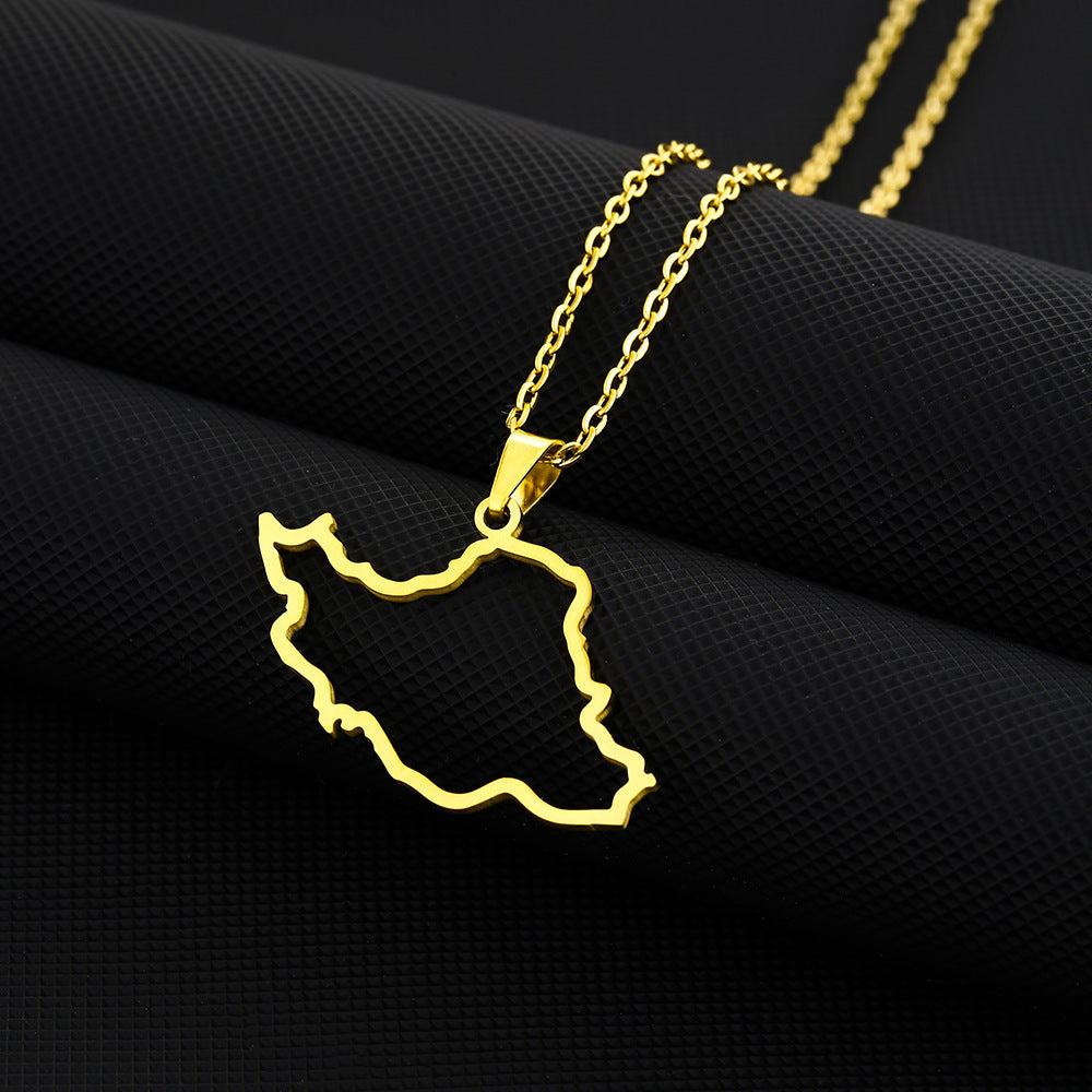 Collana con Pendente Geometrico Etnico in Acciaio Inox con Finitura Smaltata su Catena ad Anelli