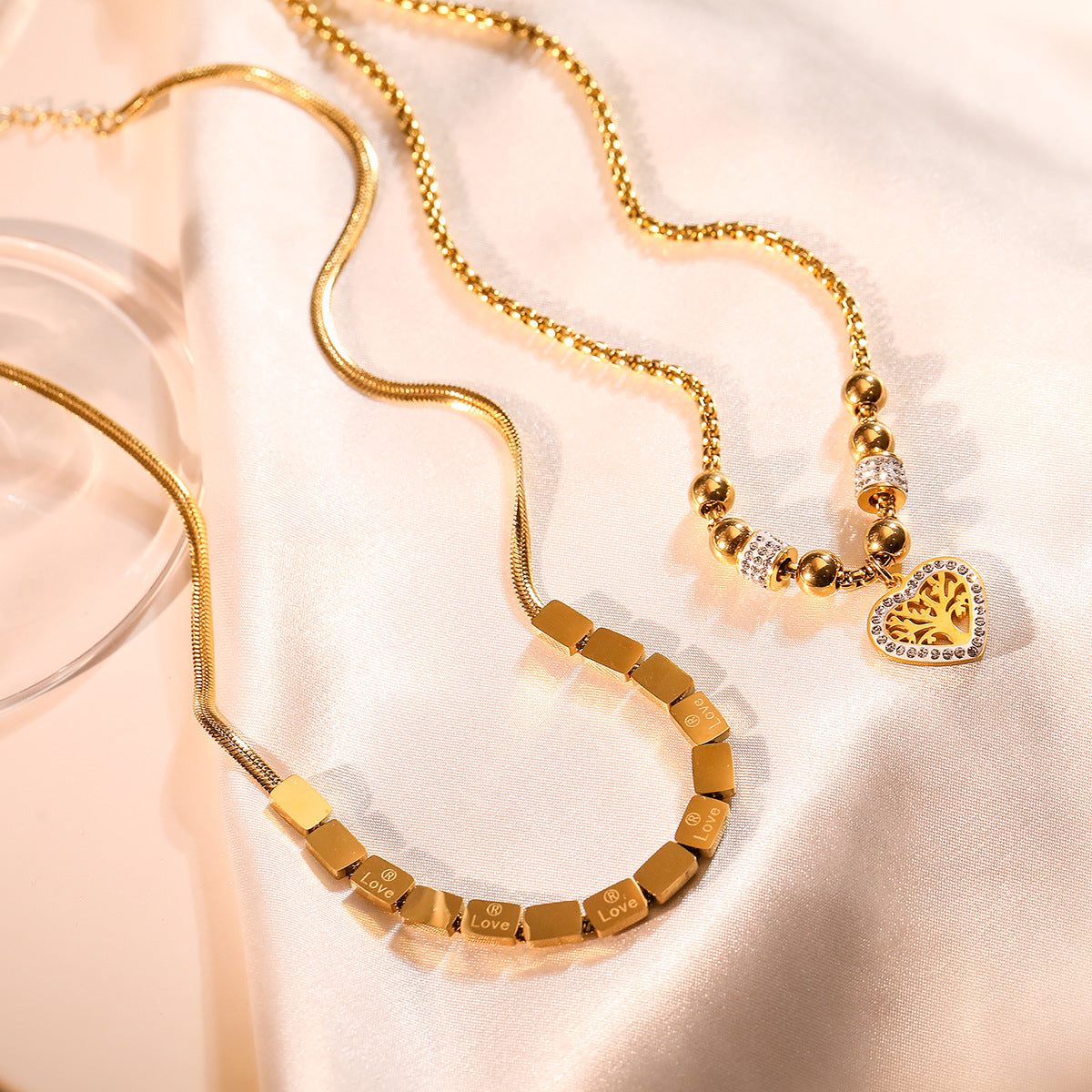 Collana con Ciondolo Albero della Vita Minimalista Geometrico in Acciaio al Titanio da Donna con Intarsio di Zirconi