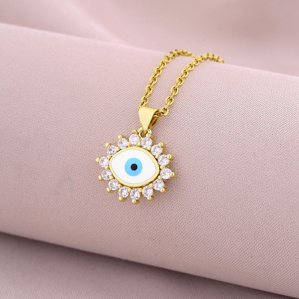 Elegante Collar con Colgante en Forma de Ojo para Mujer de Cobre con Baño de Oro de 18K y Circonitas Micro-Pavé en Cadena de Acero de Titanio
