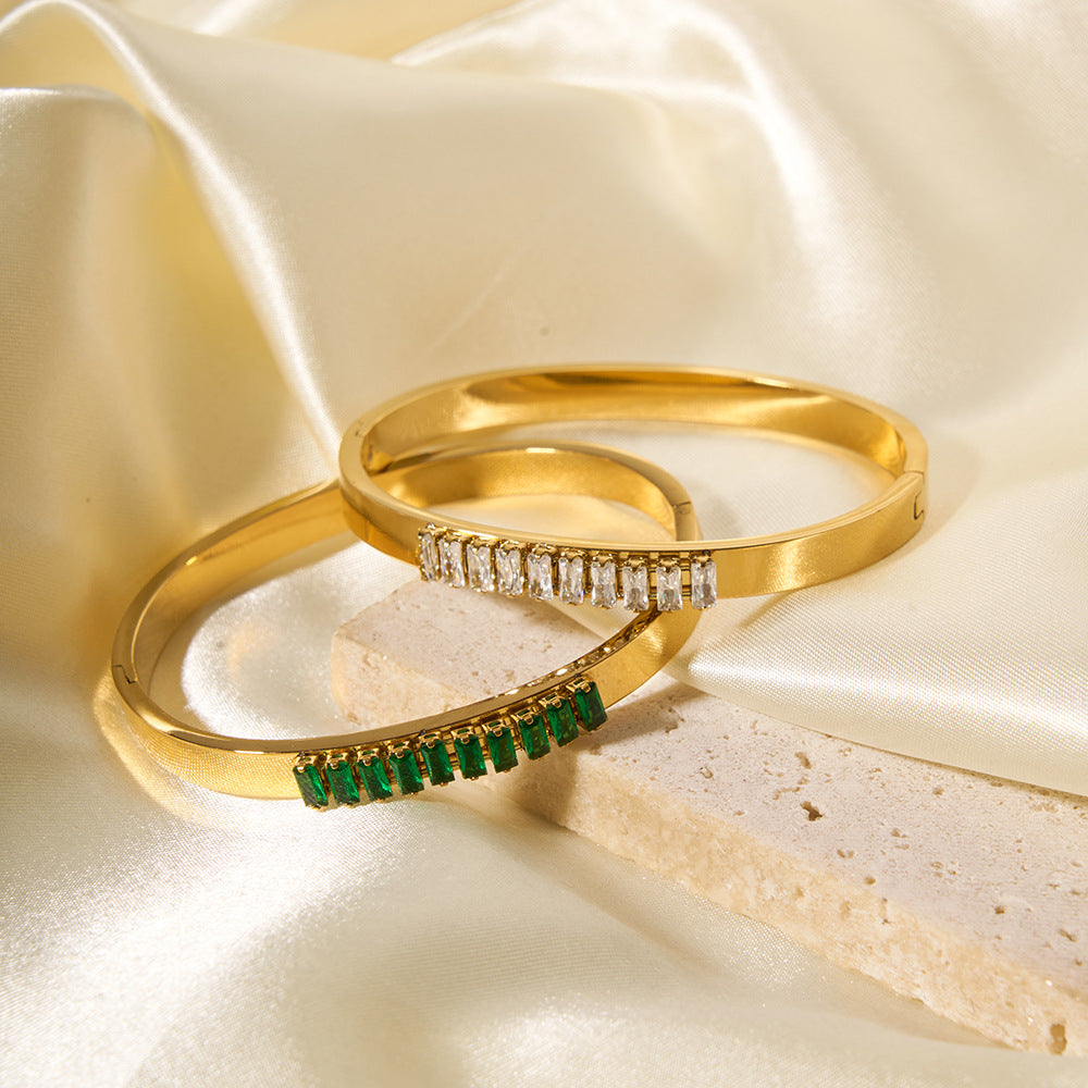 Vintage-Inspired Titanium Steel Bracelet with 18K Gold Plating and Green Zircon Inlay, Geometric Ring-Shaped Design for Women