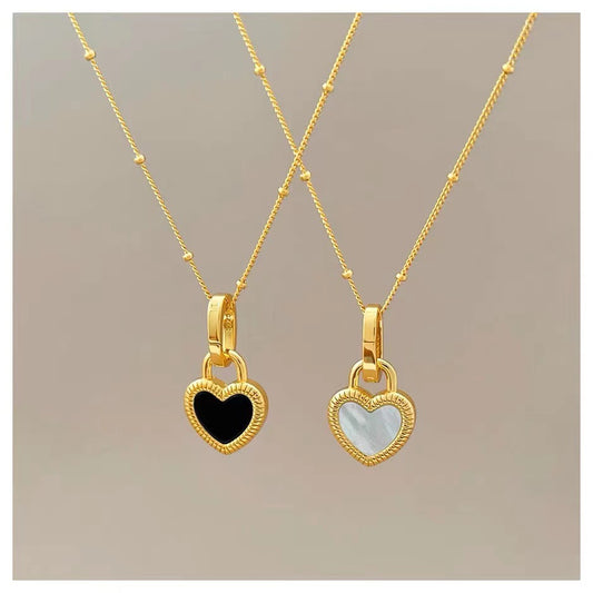 Retro Minimalist Heart-Shaped Titanium Steel Pendant Necklace with Gold Plating, Double-Sided Locket Style Clavicle Chain