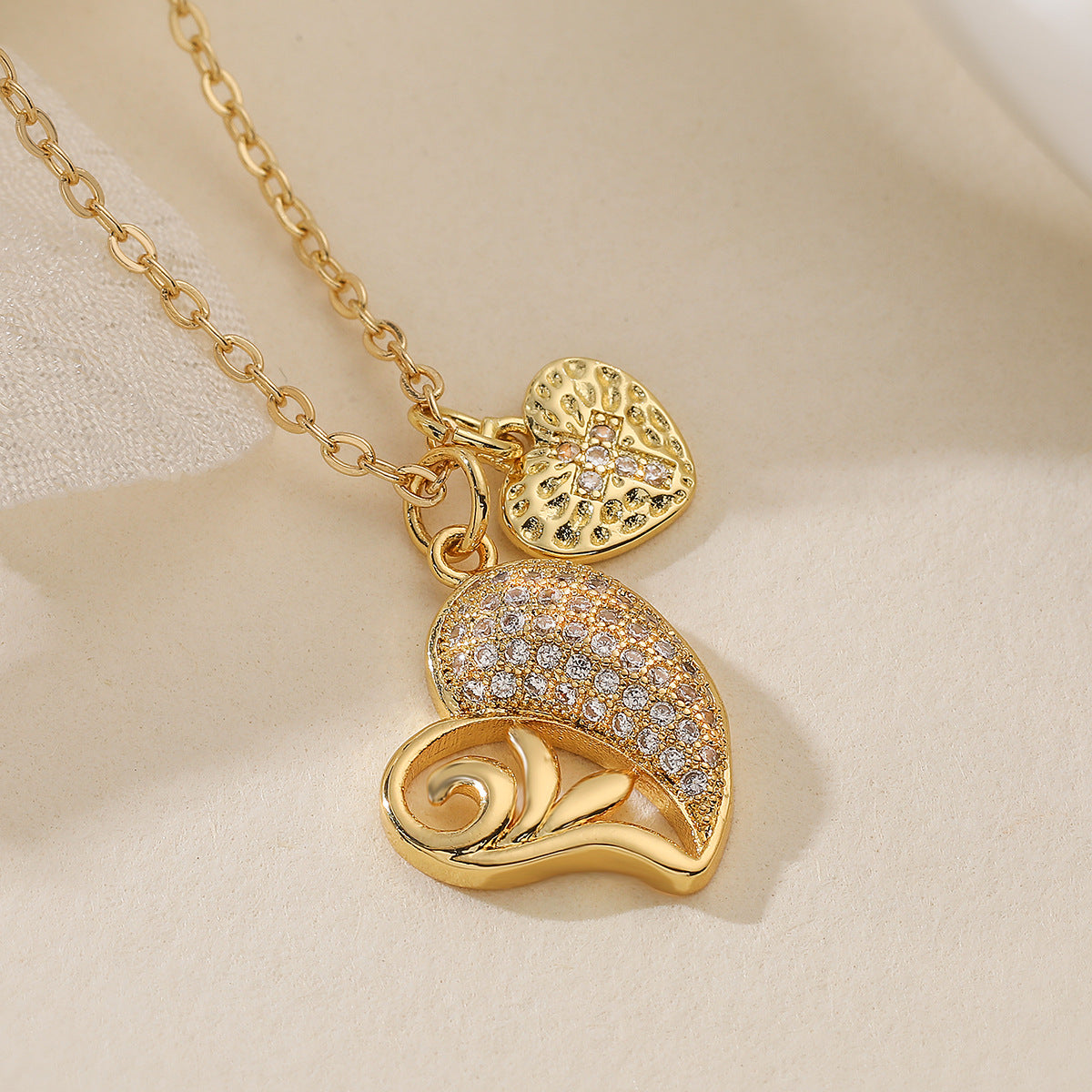 Minimalist Elegant 18K Gold Plated Brass Heart Pendant Necklace with Cubic Zirconia for Women