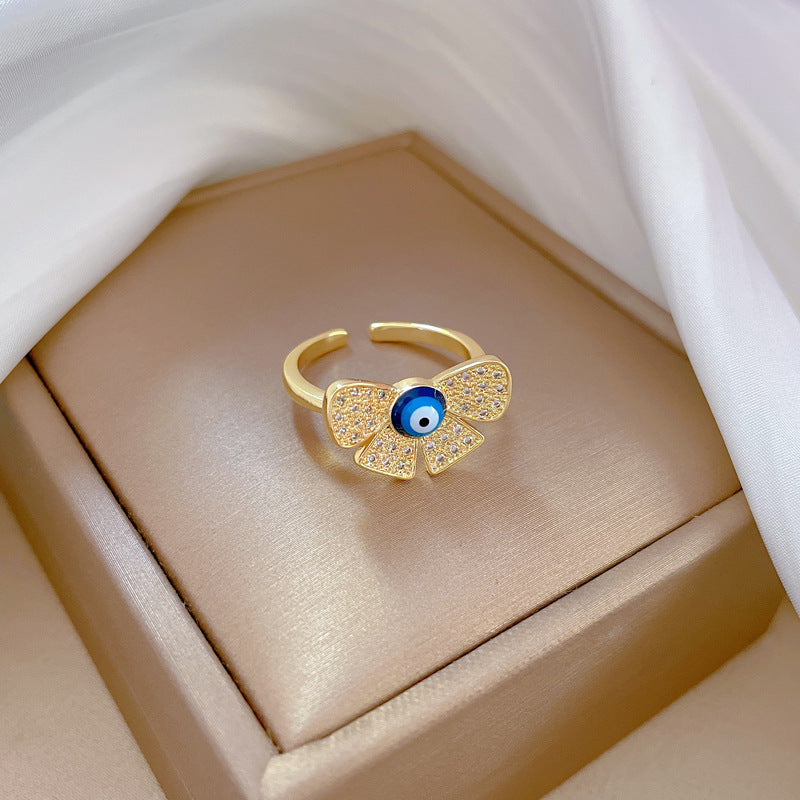 Anello da donna in ottone con zirconi a farfalla in stile cartoon, finitura galvanica, fascia regolabile, stile minimalista giapponese