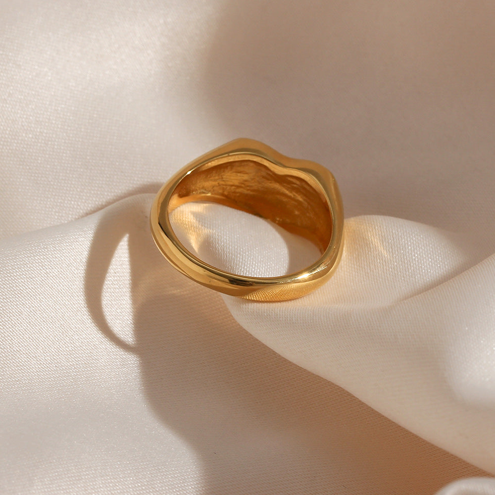Anillo de acero inoxidable con forma de corazón a la moda con revestimiento de esmalte para mujer