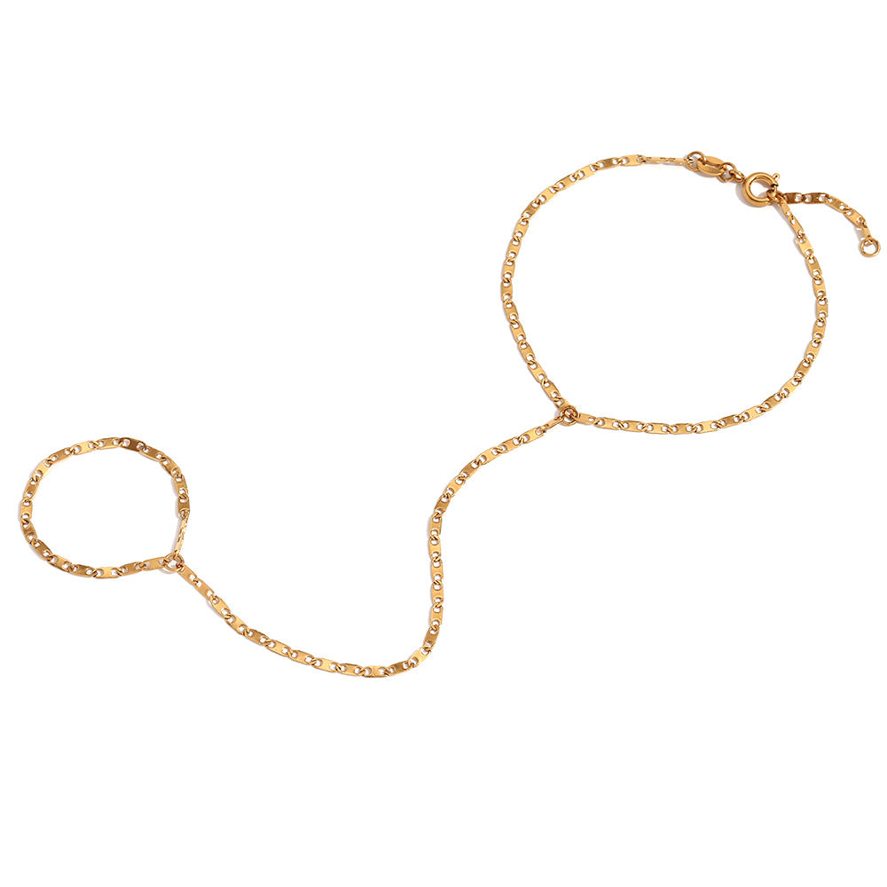 Minimalist Geometric Stainless Steel Plated 18K Gold Pig Nose Chain Bracelet for Women