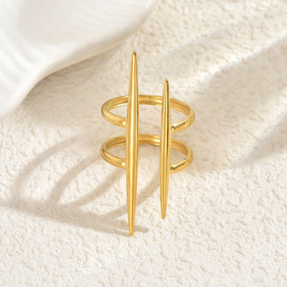 Anello Minimalista Geometrico a Forma di Labbro da Donna in Lega di Zinco con Finitura Placcata, Fascia Regolabile alla Moda e Versatile