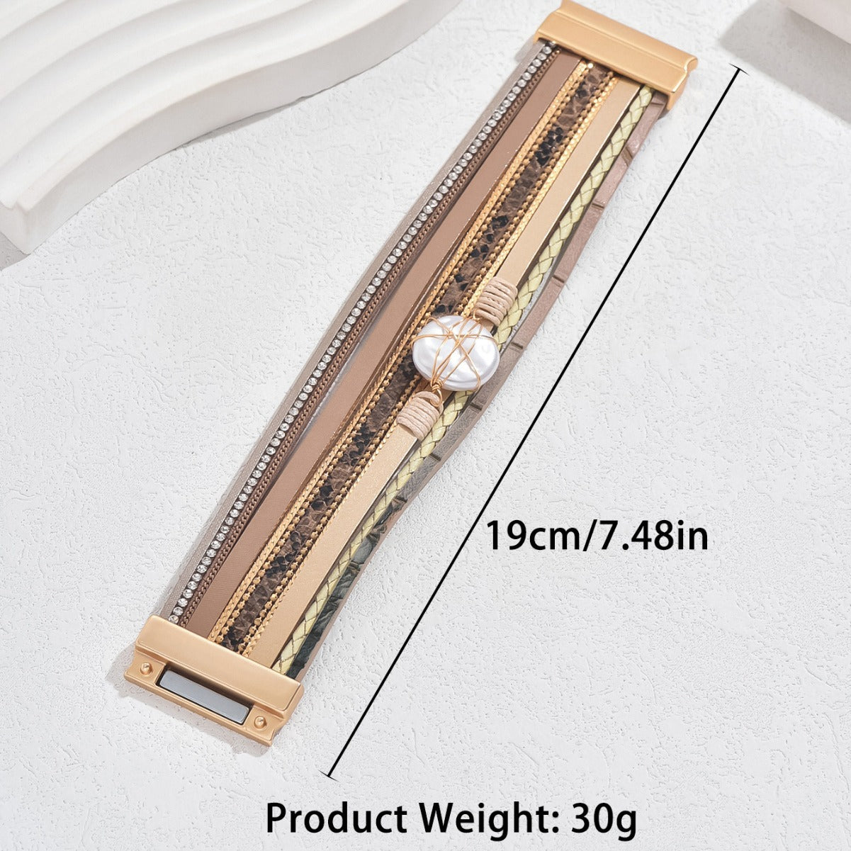 Elegante bracciale da donna in pelle geometrico, adatto all'ufficio, con intarsi di strass e dettagli in madreperla