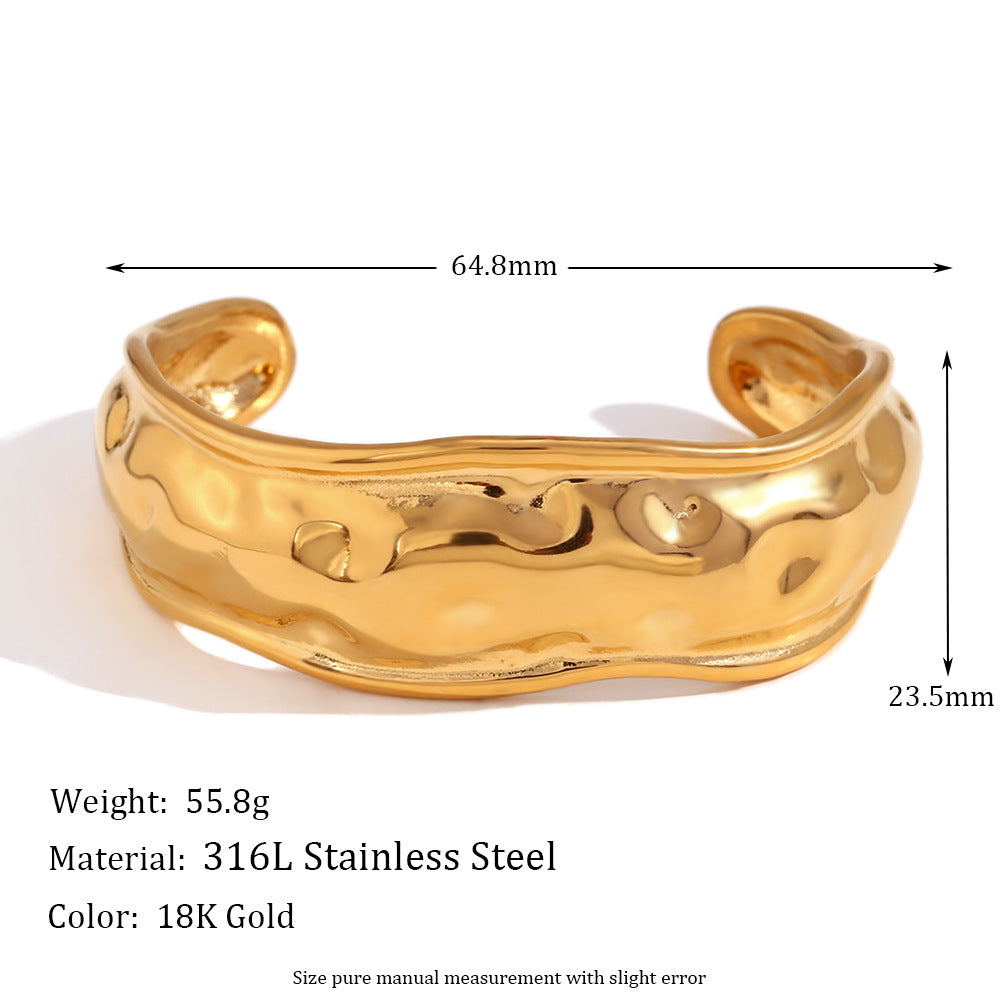 Minimalist Fashion Stainless Steel Plated 18K Gold Wave Texture Bracelet with Hammered Finish