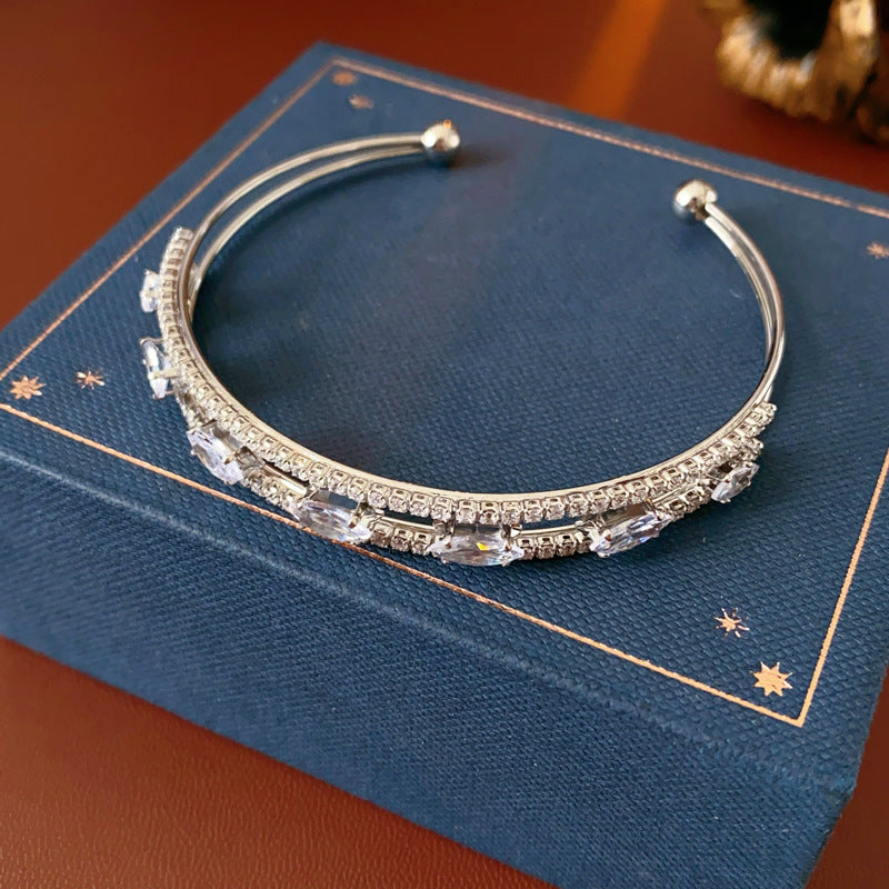 Vintage Luxury Floral Rhinestone Inlay Plated Brass Bracelet for Women