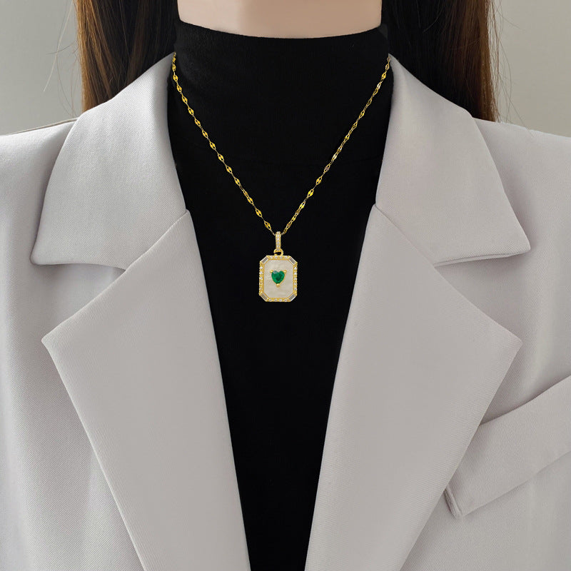 Collana con ciondolo a luna geometrico minimalista per donna e uomo, catena in acciaio inossidabile con elegante design a cornice ispirato alle conchiglie