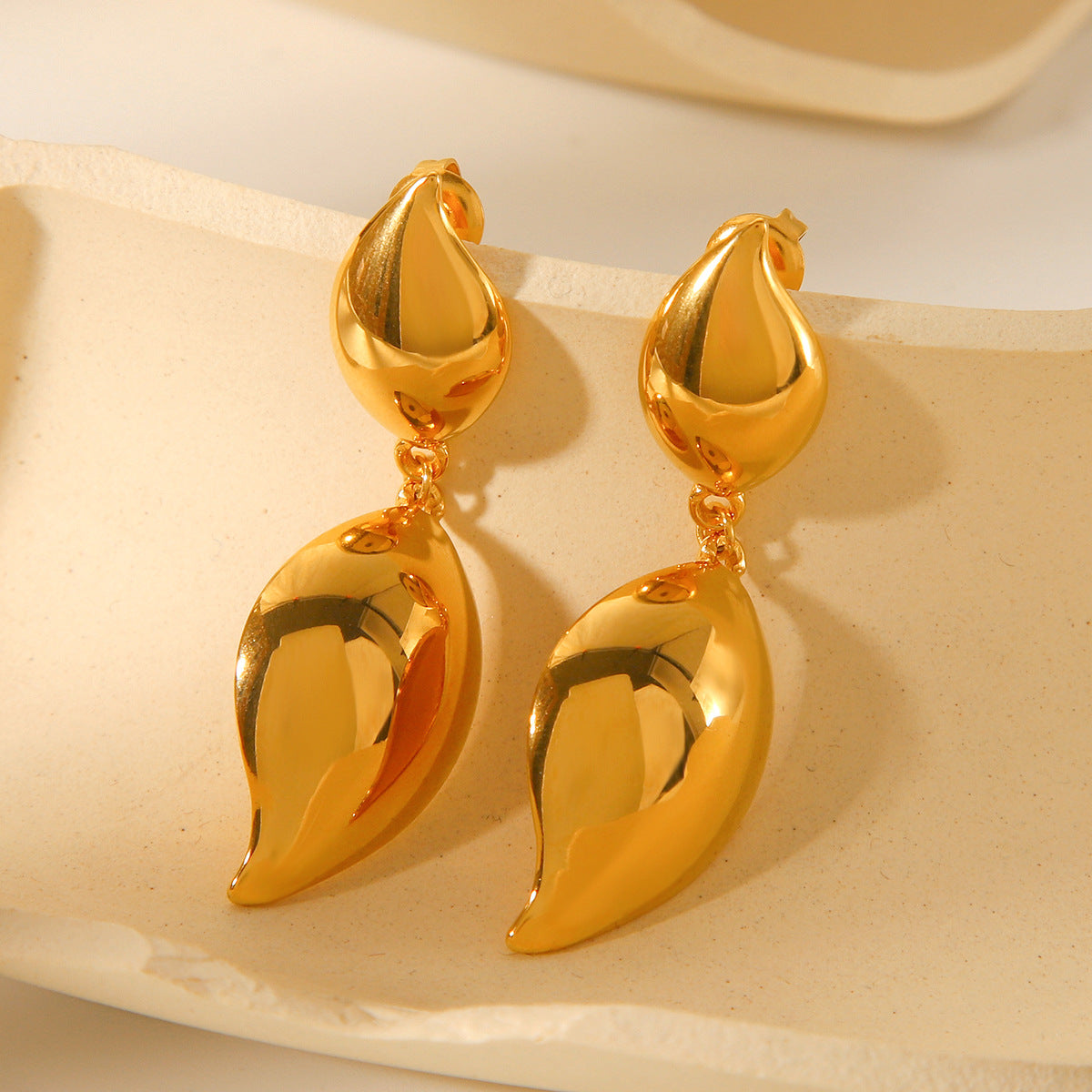 Minimalist Teardrop-Shaped Titanium Steel Earrings with 18K Gold Plating for Women