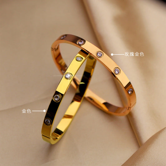 Minimalist Titanium Steel Bracelet with 18K Gold Plating, Oval Geometric Design, Fade-Resistant Opening Bangle for Women