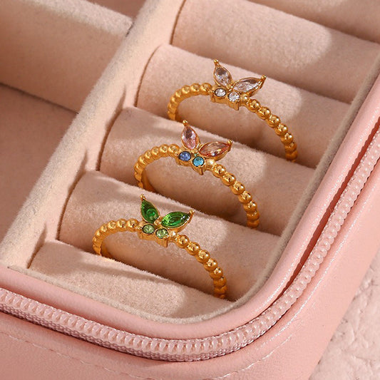 Anillo minimalista de acero inoxidable con forma de mariposa ajustable para mujer con acabado chapado