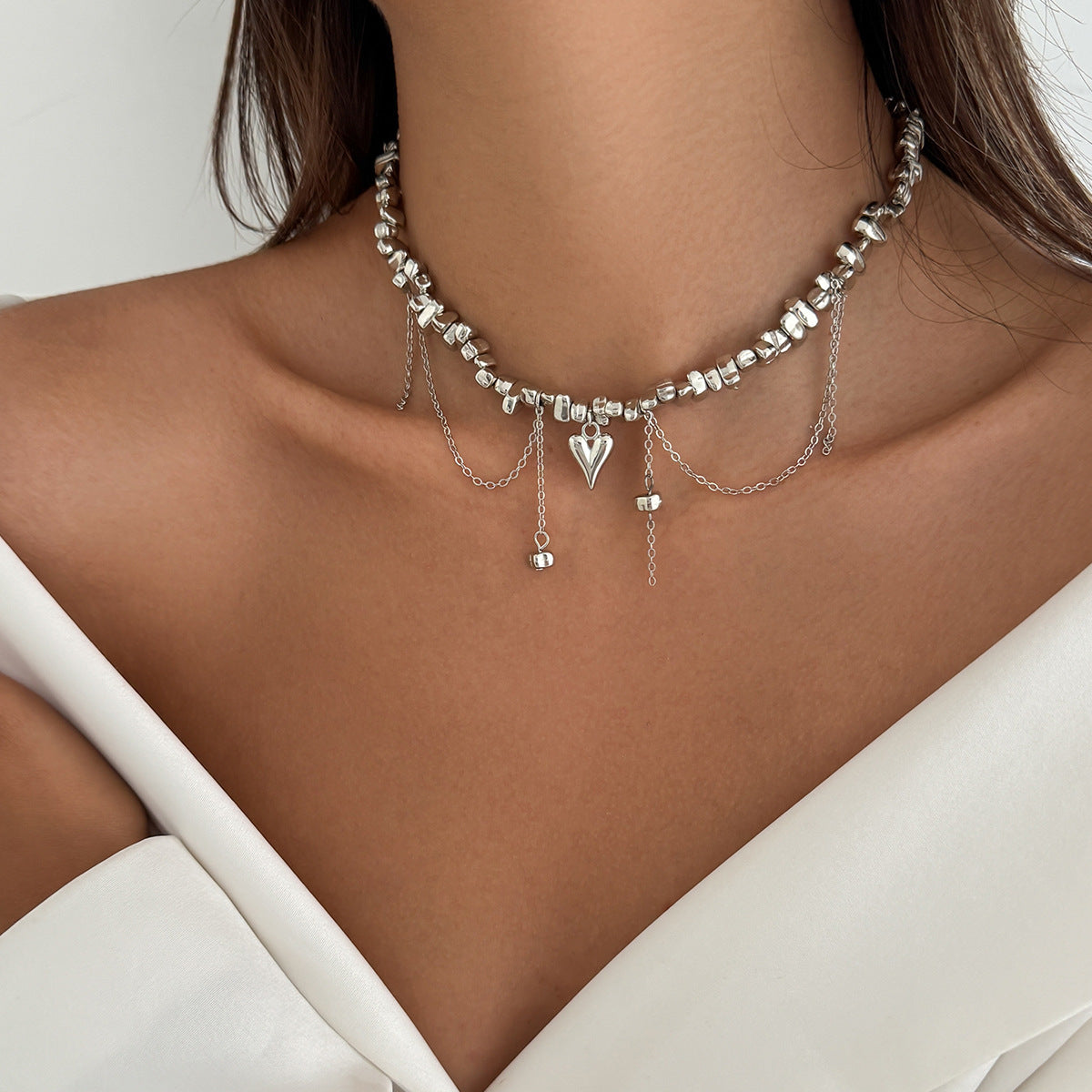 Sweet Heart Shaped Alloy Pendant Necklace with Turquoise and Imitation Pearl Plated Chain for Women
