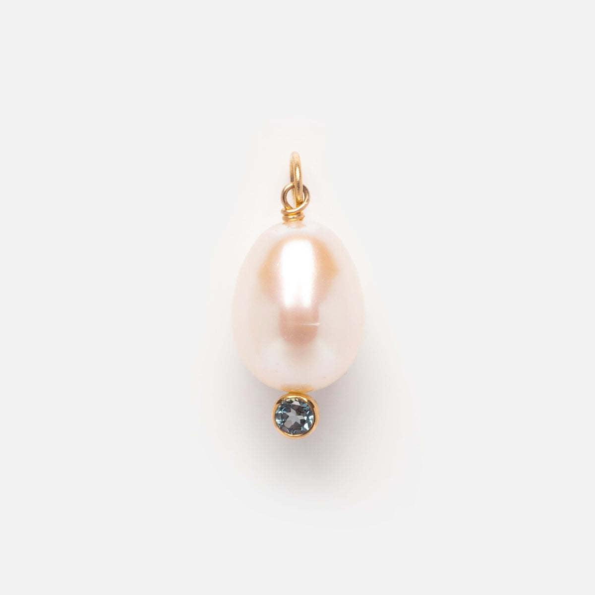 Minimalist Geometric Cubic Zirconia Pearl Inlay Brass Charm Bar with Corn Chain for Women