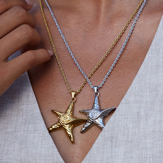Elegante collar de acero de titanio con forma de estrella de mar, chapado para mujer, colgante geométrico minimalista en cadena de acero inoxidable.