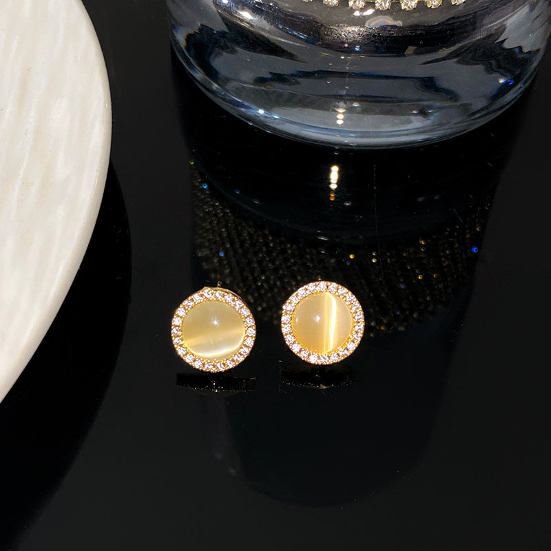 Minimalist Luxury Round Micro-Paved Cubic Zirconia Rotating Cat's Eye Moonstone Titanium Steel Necklace for Women