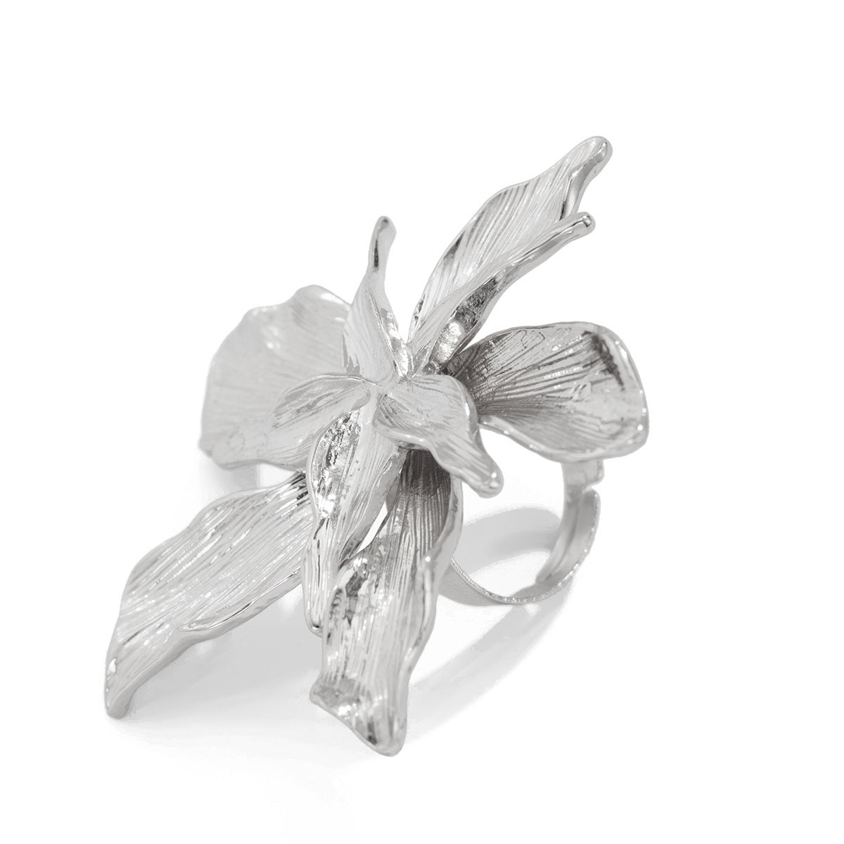 Elegante anillo ajustable para mujer con diseño floral ovalado y perlas de imitación chapadas