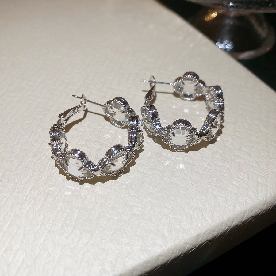 Orecchini francesi vintage floreali in cristallo con perni in acciaio placcato oro da donna