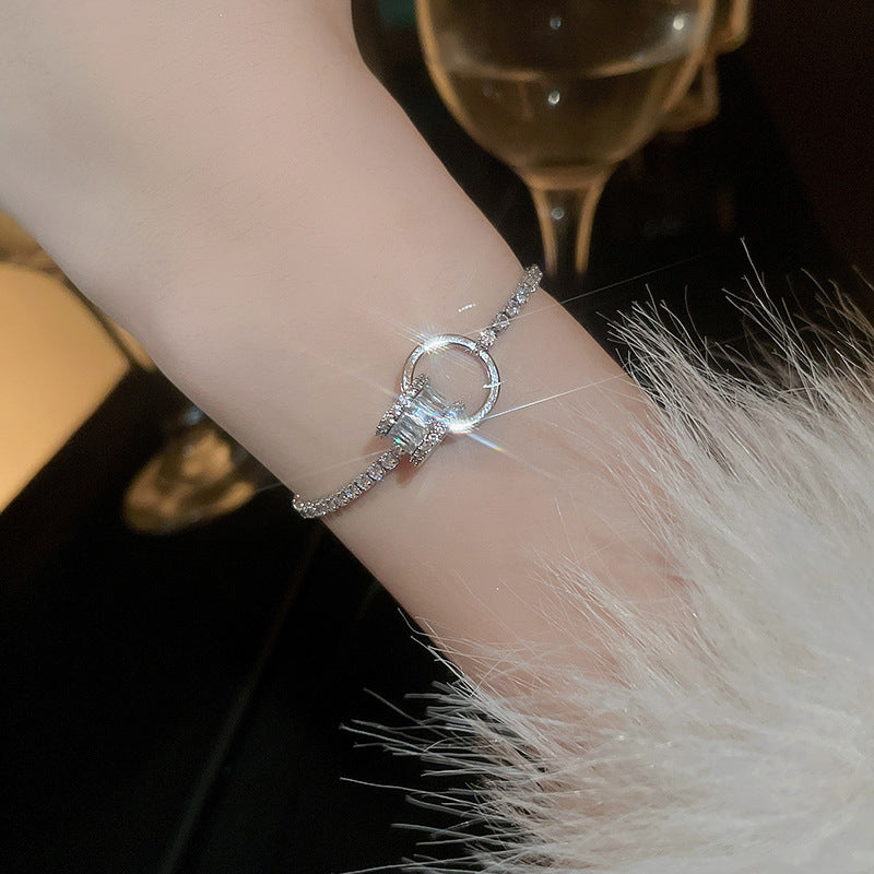 Fashionable Adjustable Square Heart-Shaped Glass Beaded Bracelet with Zircon Inlay for Women, Luxury Minimalist Hand Jewelry