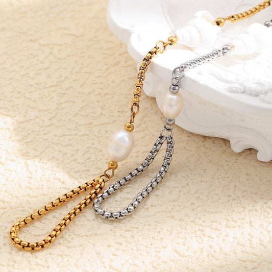 Elegante bracciale da donna conchiglia geometrica in perle, in acciaio inossidabile placcato oro 18 carati