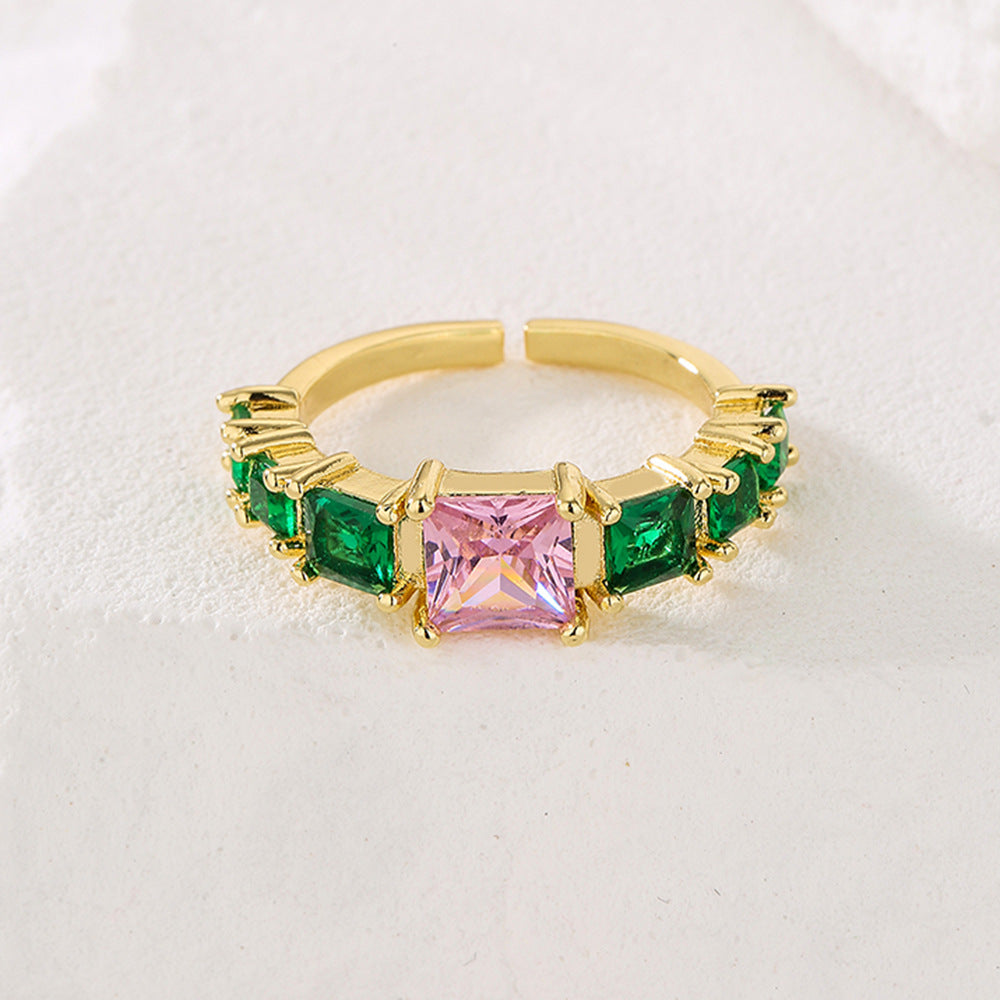Anello Aperto Geometrico da Donna in Rame con Placcatura in Oro 18K e Intarsio di Zirconi Verdi