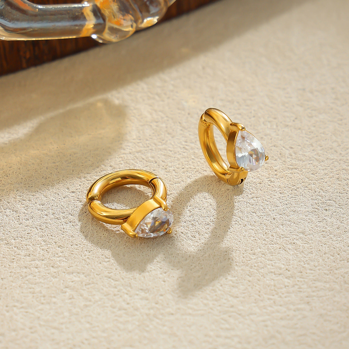 Minimalist Luxury 18K Gold Plated Stainless Steel Teardrop Cubic Zirconia Ear Cuff for Women