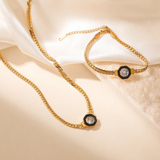 Collana con Pendente Geometrico Minimalista da Donna in Acciaio Inossidabile Placcato Oro 18K con Intarsio di Zirconi
