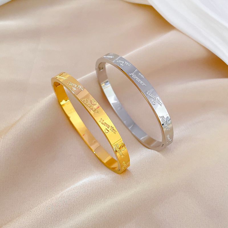 Minimalist Retro Titanium Steel Bracelet with Heart Shape Plated Finish for Women