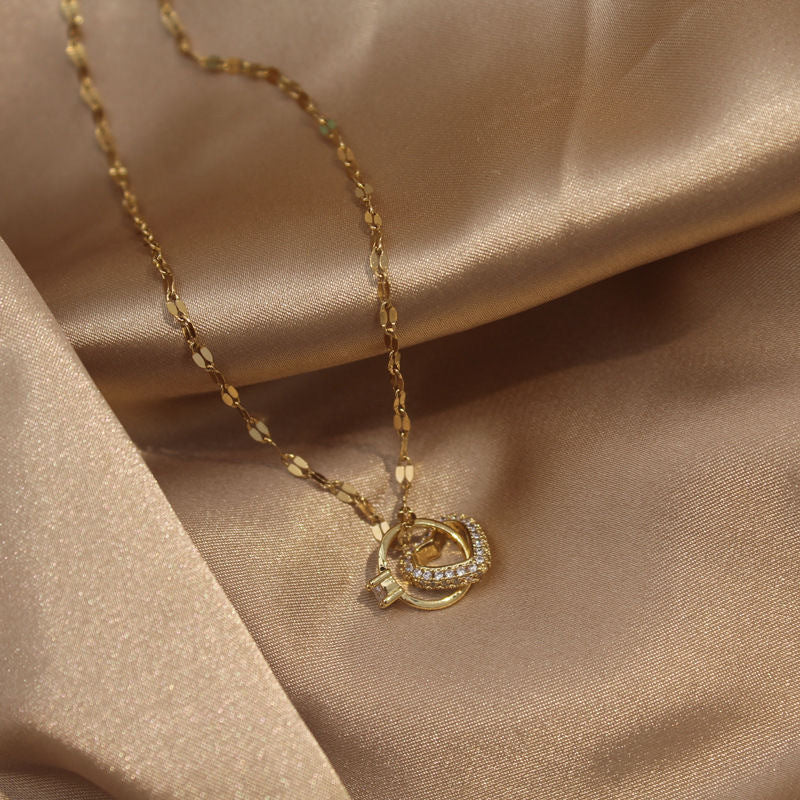 Luxury Heart-Shaped Rhinestone-Embellished Titanium Steel Necklace with Lip Chain for Women