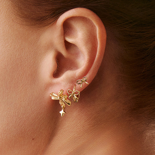 Orecchini a perno e ear cuff minimalisti con fiocco da donna con lega elettrolitica e perni in acciaio inossidabile