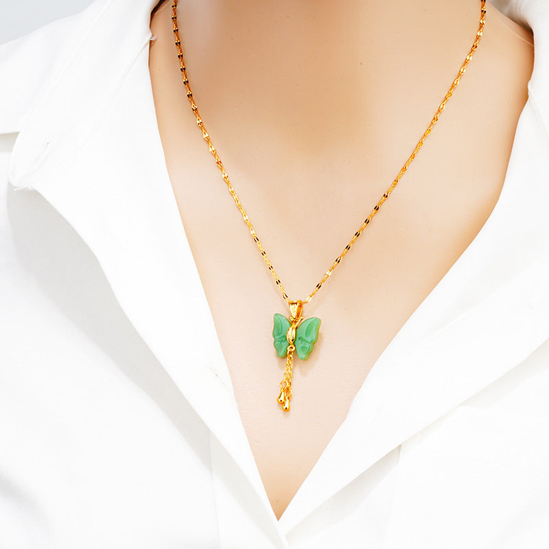 Collana con Ciondolo a Farfalla dal Design Originale per Donne e Uomini con Catena in Acciaio al Titanio e Ciondolo in Rame Placcato Oro