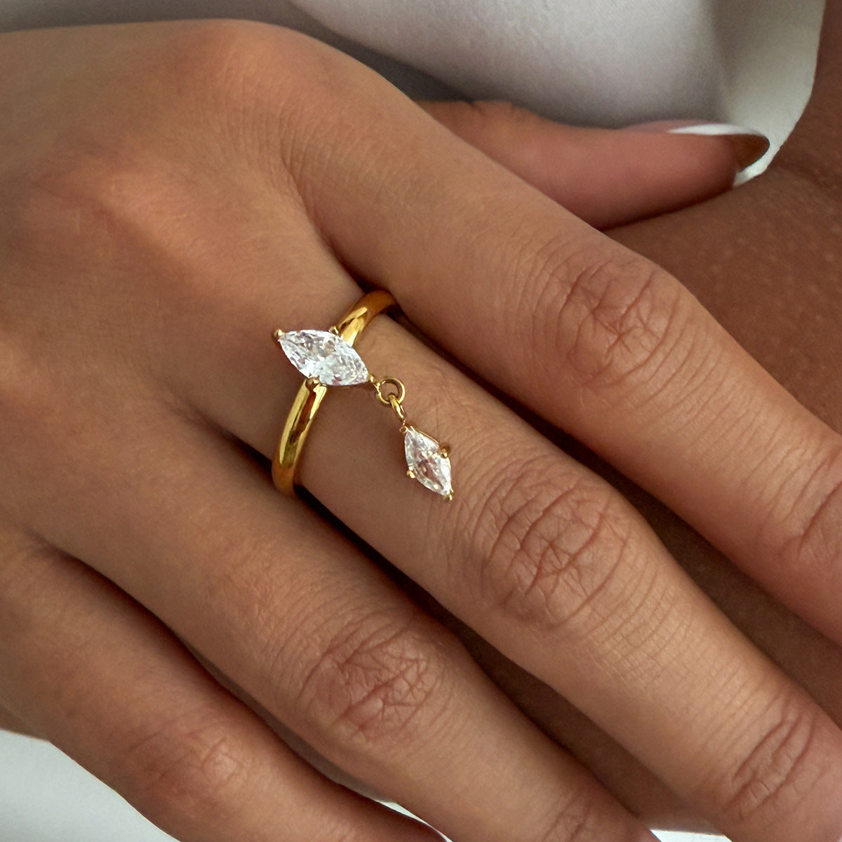 Luxury Minimalist Geometric Stainless Steel Ring with Cubic Zirconia PVD Plating for Women