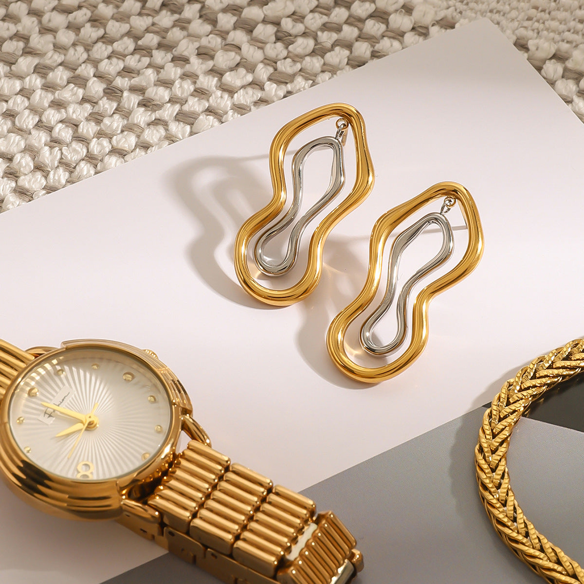 Pendientes de acero inoxidable geométricos minimalistas con acabado chapado para mujer